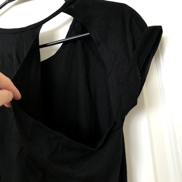 Fabletics Whitney Tee - Picture 3 of 4